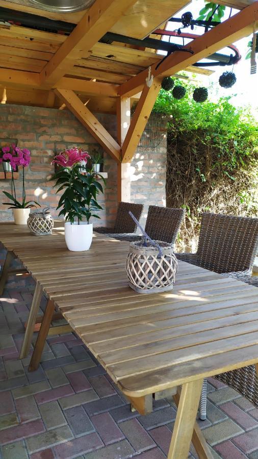 Leander Apartman Balatonlelle Ngoại thất bức ảnh